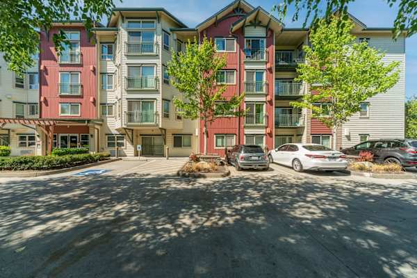 Avion Apartments property